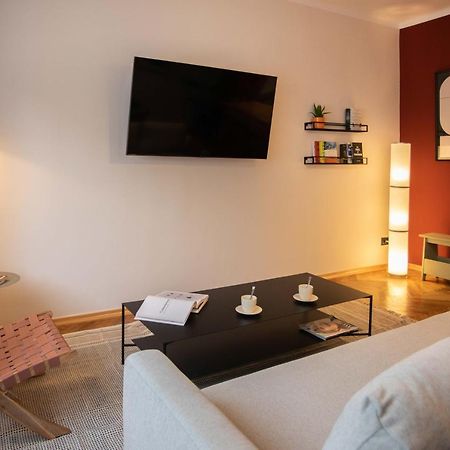 Design 1Bdr Apartment With Balcony 자그레브 외부 사진