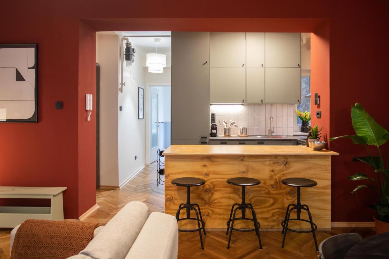 Design 1Bdr Apartment With Balcony 자그레브 외부 사진